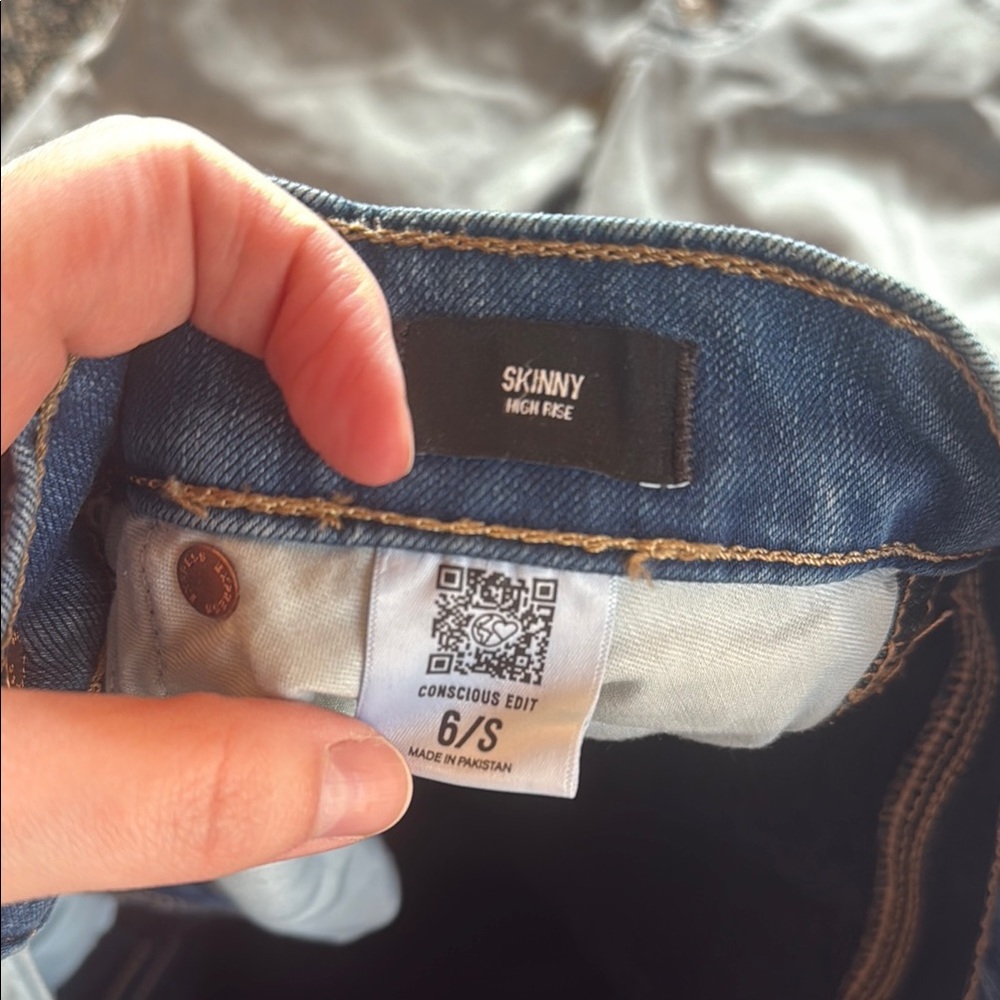 Express Jeans Size 6 - Lot of 2 Classic Blue and Gray Women's Jeans - Picture 5 of 7